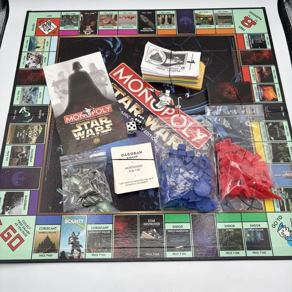 VINTAGE Monopoly Star Wars Classic Trilogy Edition COMPLETE  1997 Box Is Damaged